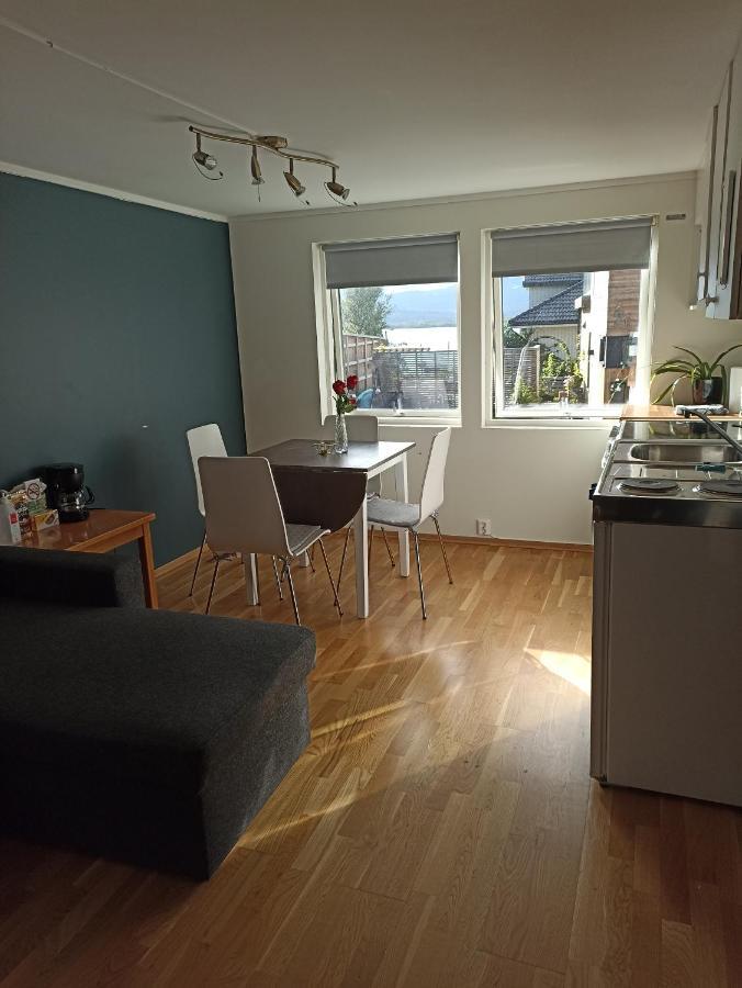 Feelhome Small 1 Bedroom Apartment Polar Vegen Tromso Exterior photo